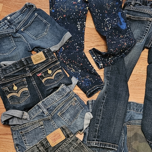 Designer jeans and shirts Bulk - Picture 2 of 5